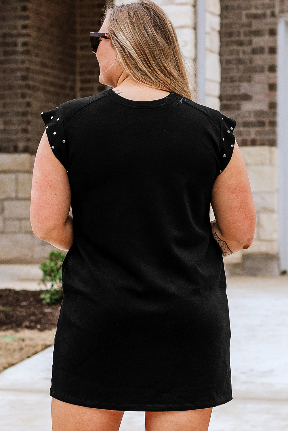 Black Studded Cap Sleeve Plus Size T Shirt Dress